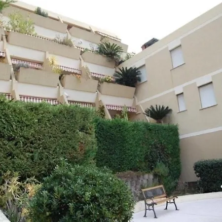 Apartment 3P Avec Terrasse Parking Avec Piscine 1 Appartement *