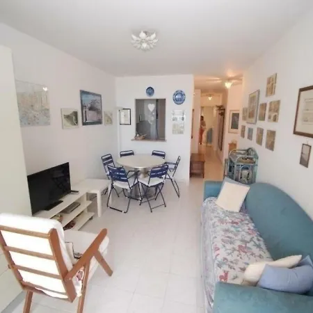 Apartment 3P Avec Terrasse Parking Avec Piscine 1 Daire *